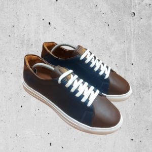 Special Sneaker Navy M075